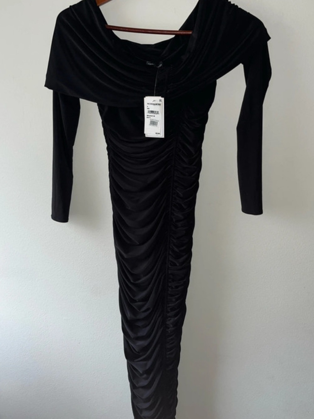 naked wardrobe Black Ruched Off-Shoulder Midi Dress